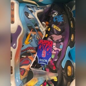 Nike AIR MAX DOERNBECHERS. Colorful Graphic Sneakers